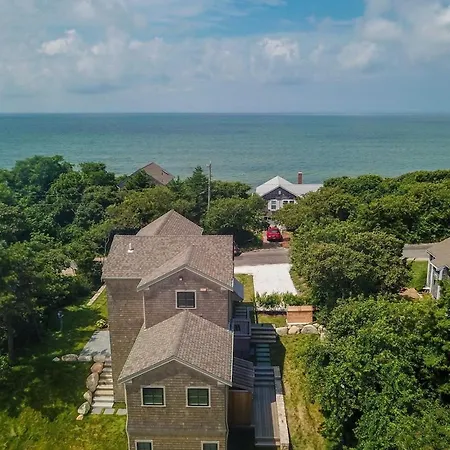 Gorgeous Architectural Home W Water Views